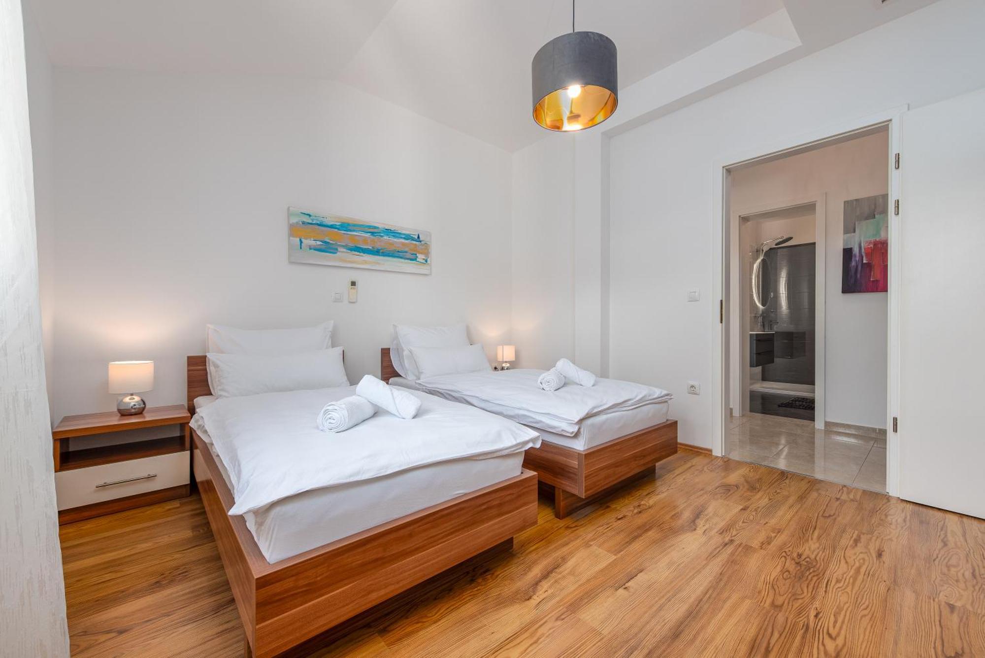 Apartment L&d