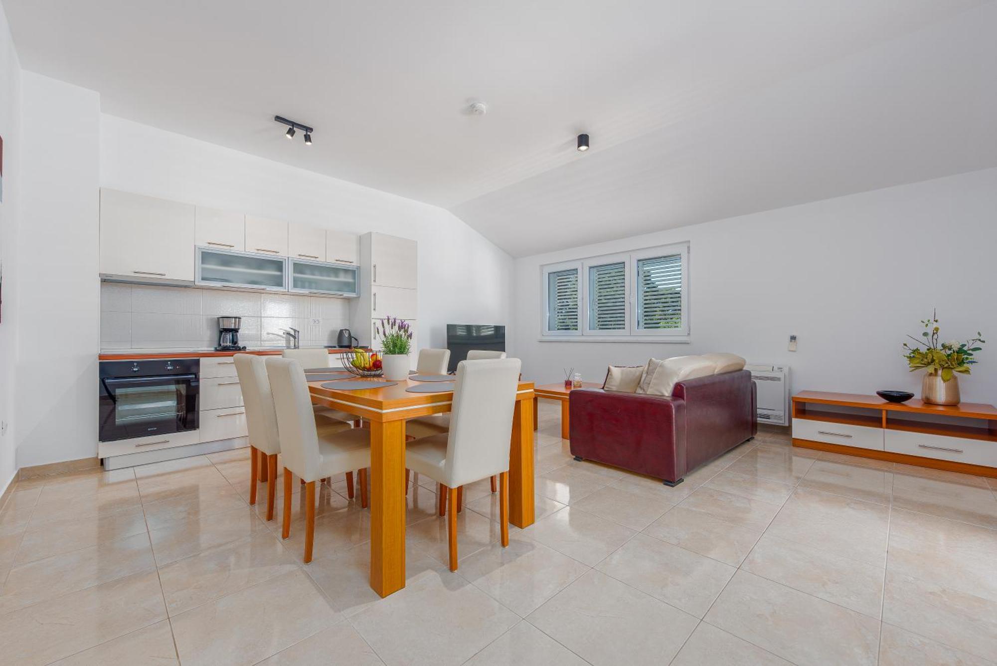 Apartment L&d *