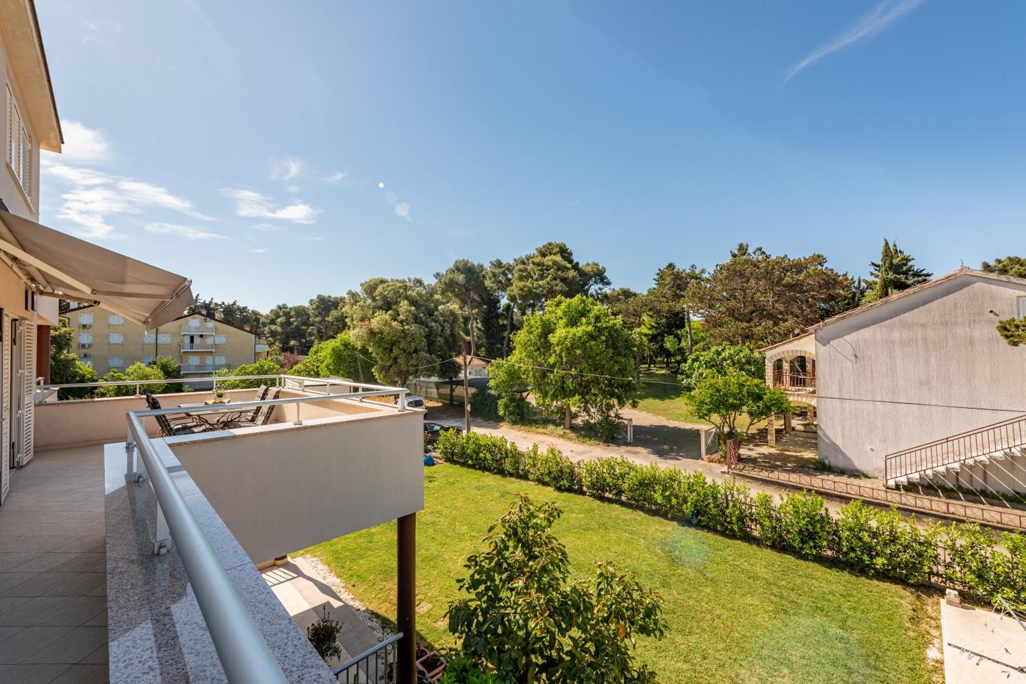 Apartment L&d