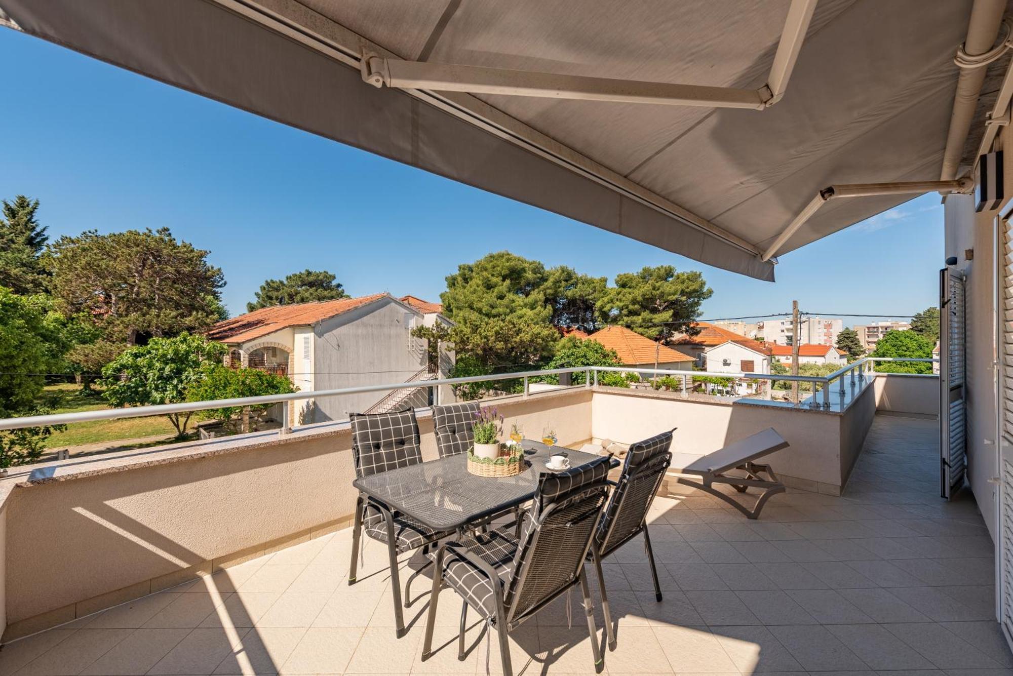 Apartment L&d