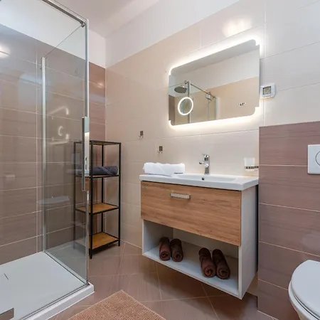 Apartments L&D Biograd Na Moru Esterno foto