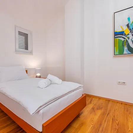 Apartments L&D Biograd Na Moru Esterno foto